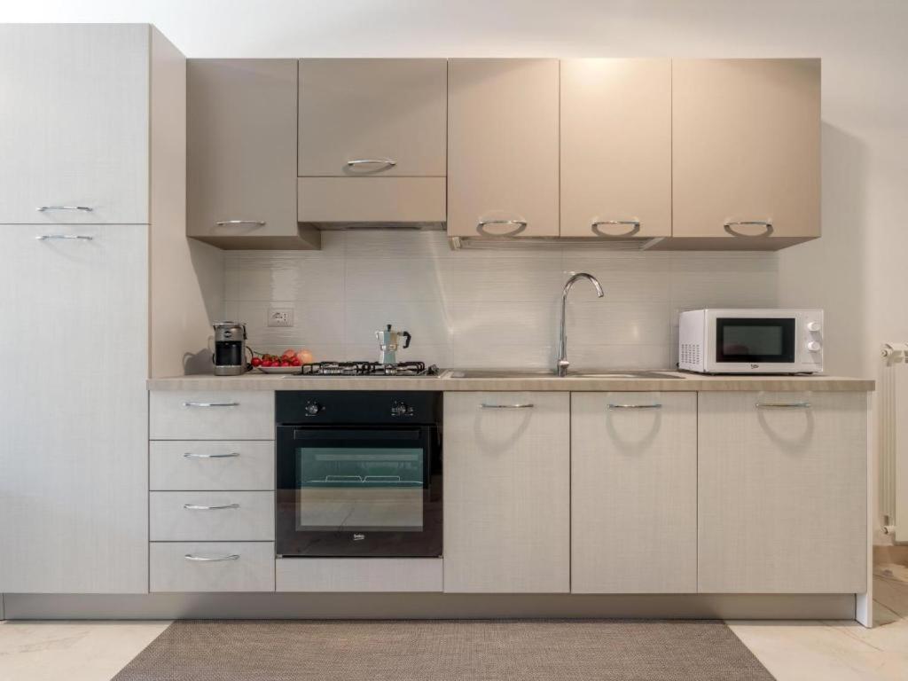 Azzurra Apartments Балестрате Экстерьер фото