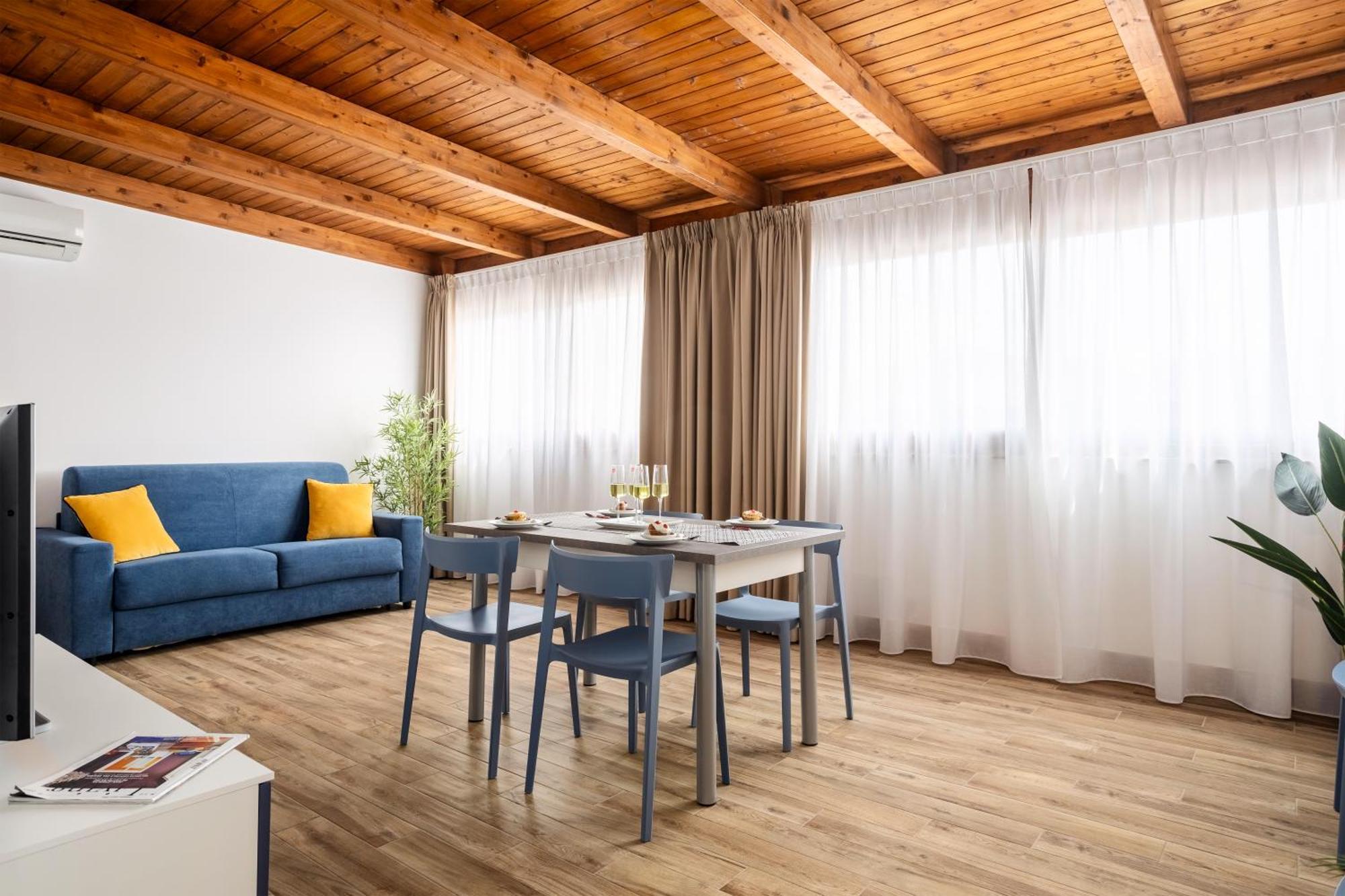 Azzurra Apartments Балестрате Экстерьер фото