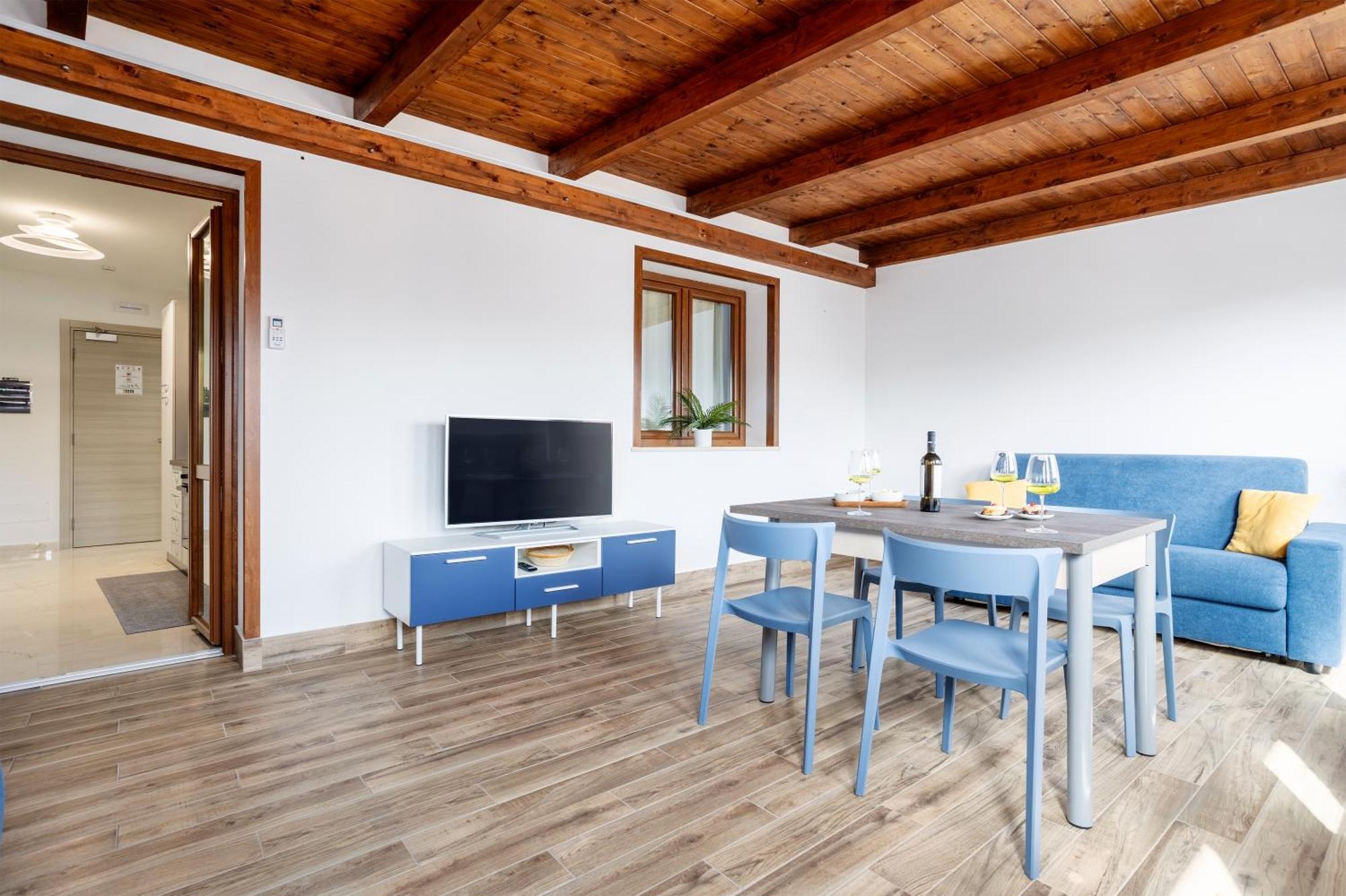Azzurra Apartments Балестрате Экстерьер фото