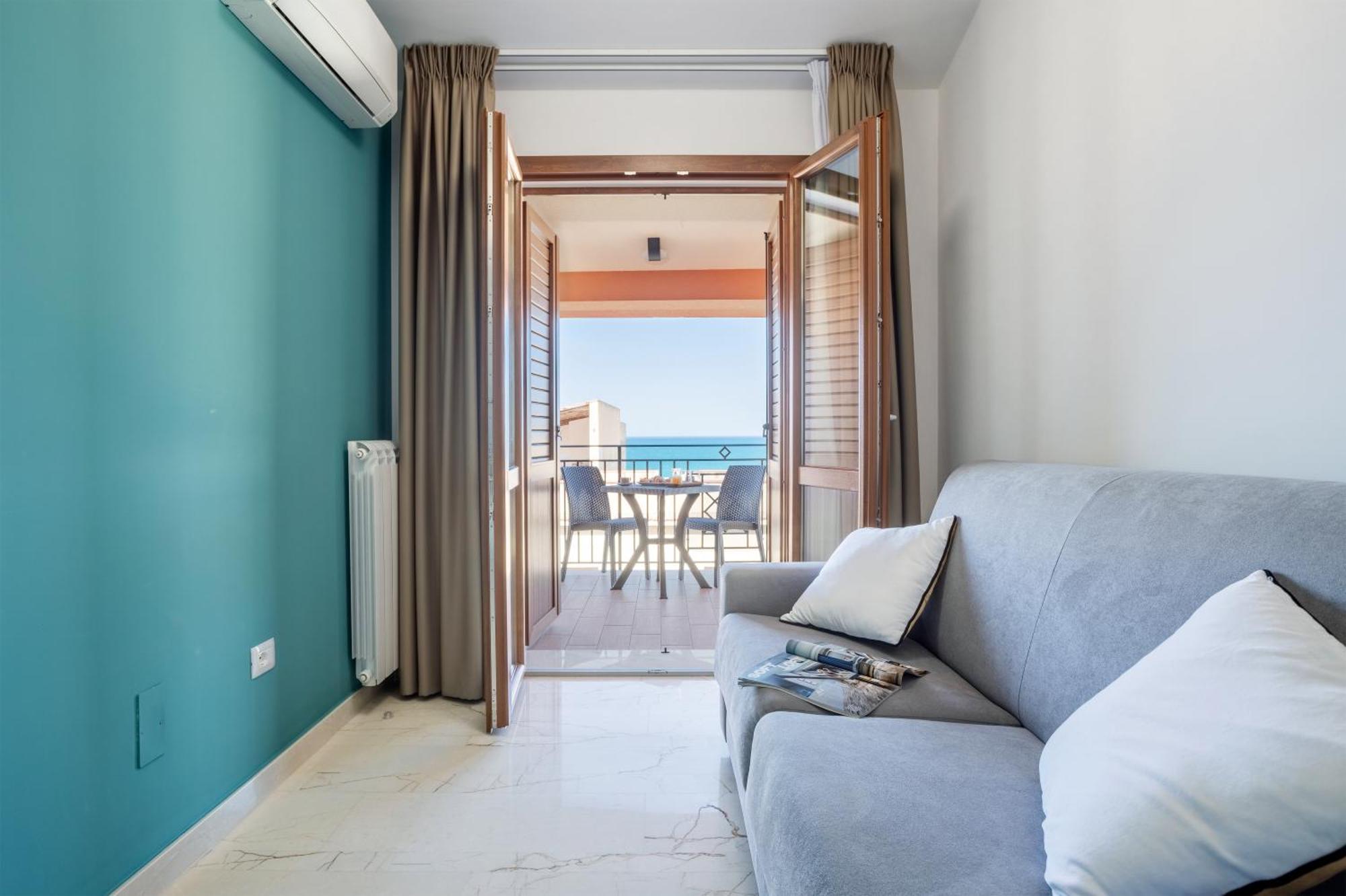 Azzurra Apartments Балестрате Экстерьер фото