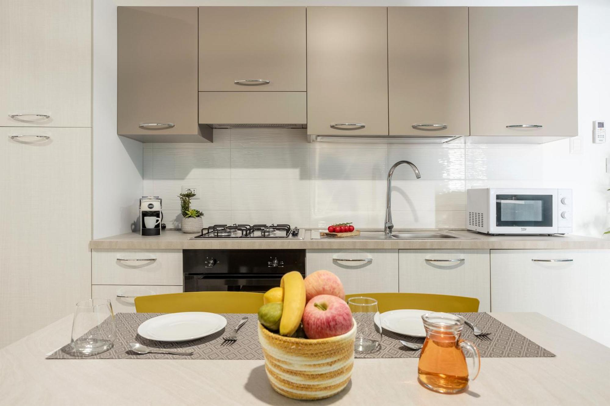 Azzurra Apartments Балестрате Экстерьер фото